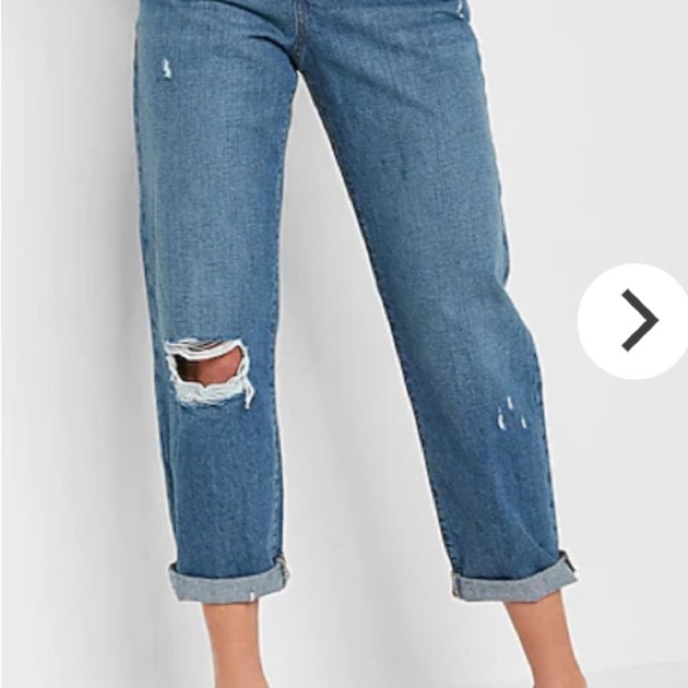 Express - Mid Rise Ripped Boyfriend Jeans - Picture 4 of 9